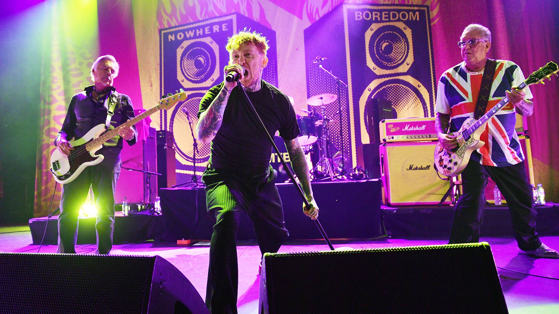 Sex Pistols planejam novas músicas com Frank Carter