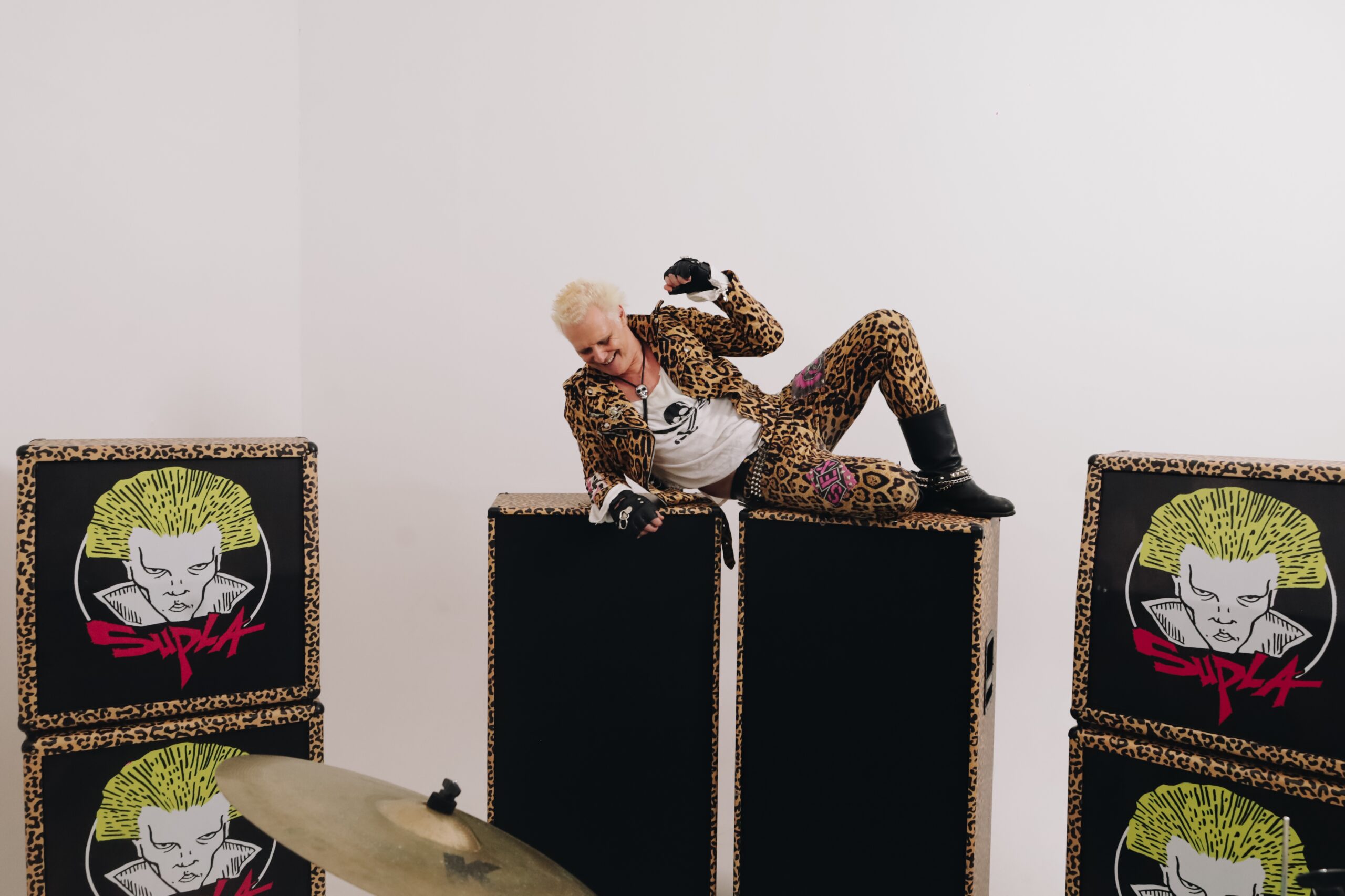Supla lança videoclipe de “Mamma’s Boy”, do álbum ‘Nada Foi em Vão’