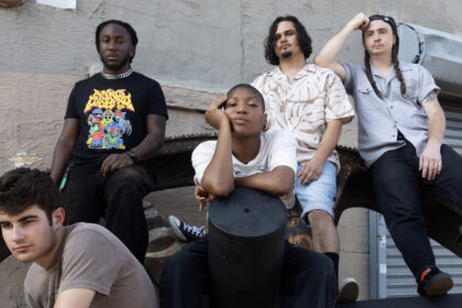 Upchuck lança single “New Case” com clipe em Claymation