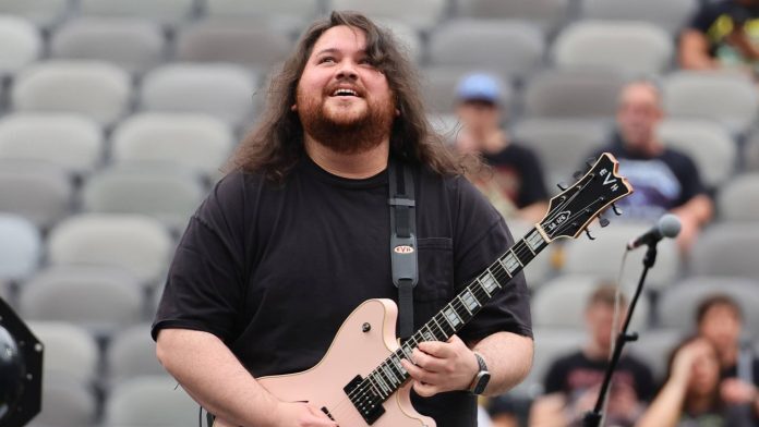 Wolfgang Van Halen planeja banda mais pesada no futuro