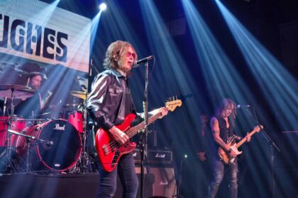 Glenn Hughes lava a alma de todos no show em São Paulo