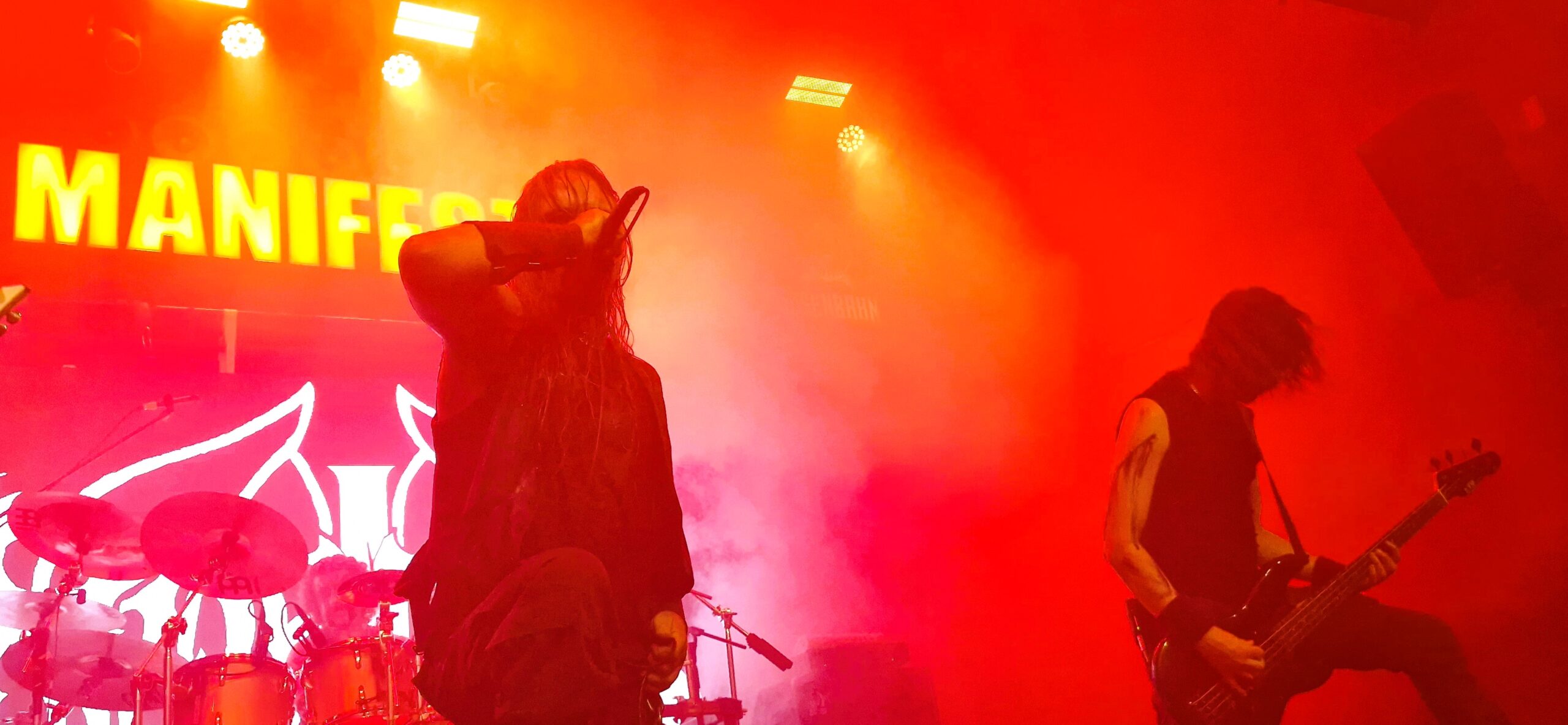 Mortuus, junto dos Simon’s, Wizén no baixo, e Schilling na bateria, Créditos: Maurício Silva