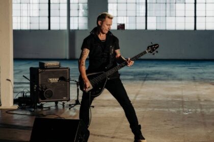Mike Dirnt lança baixo Grabber G-3 em parceria com Epiphone
