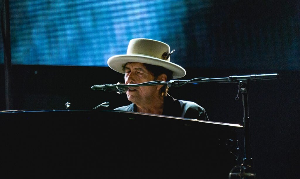 Bob Dylan recebe doutorado honorário da Berklee College