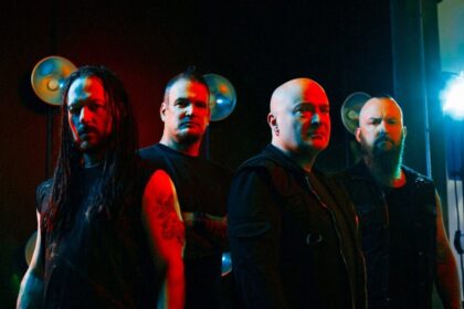 David Draiman, do Disturbed, ameaça socar Roger Waters e o acusa de traição