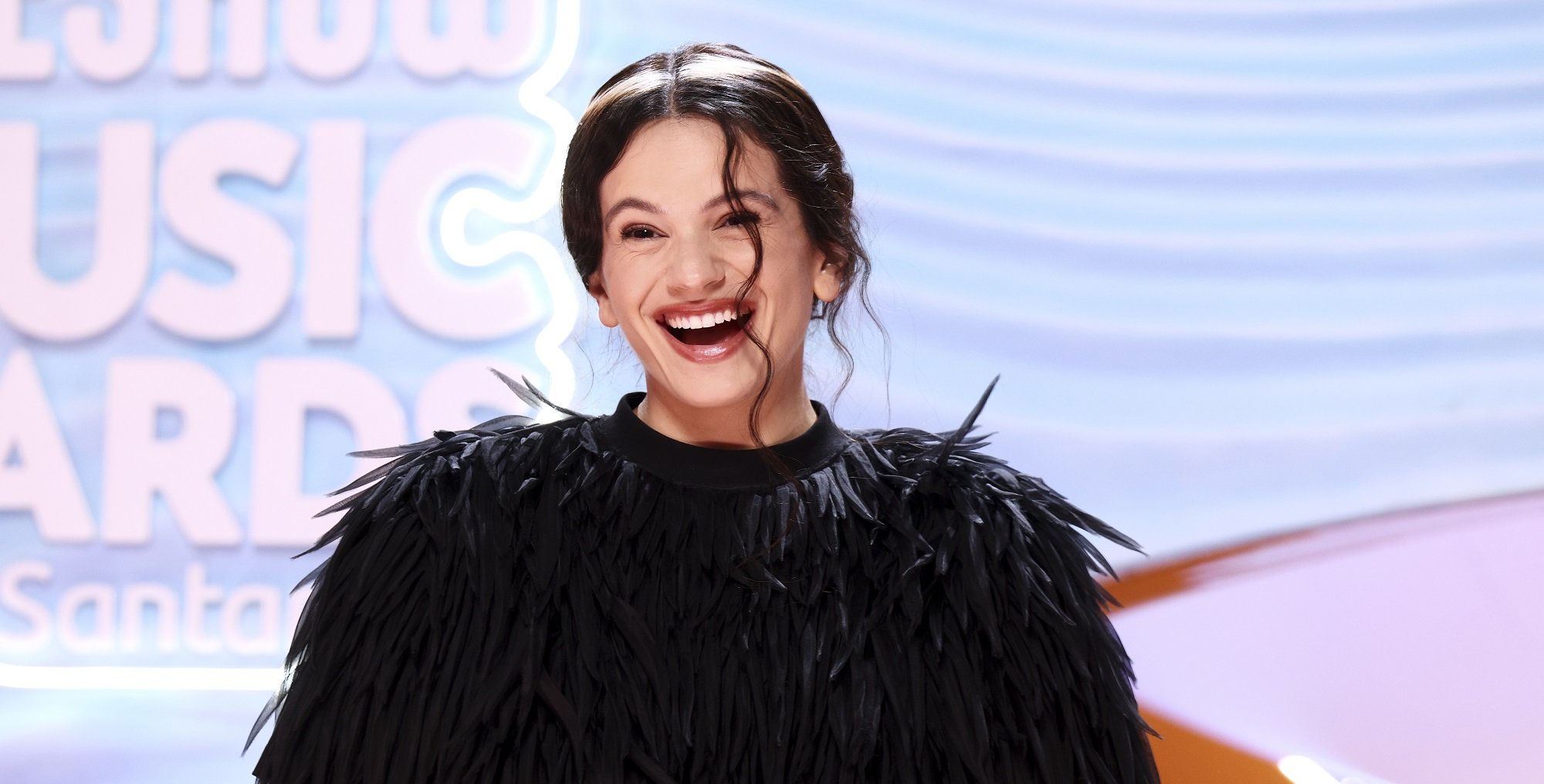 LUX de Rosalía quebra recorde diário de streams no Spotify