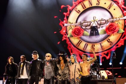 Frank Ferrer fala sobre sua saída do Guns N’ Roses após 19 anos
