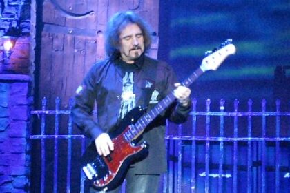Geezer Butler sugere nova música: “Estou sempre compondo”