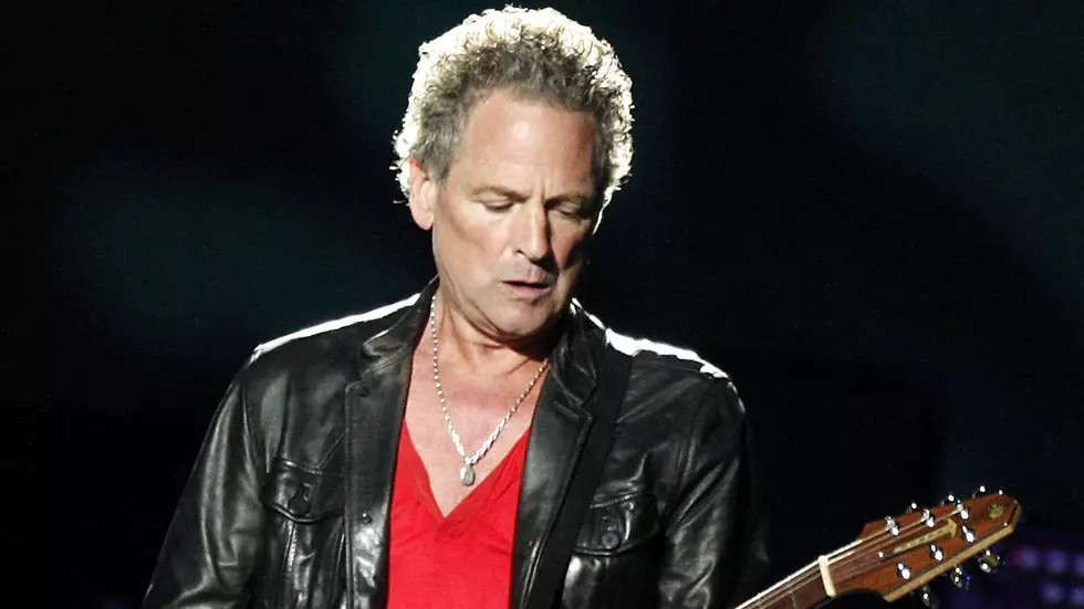 Lindsey Buckingham anuncia novo álbum solo para 2024