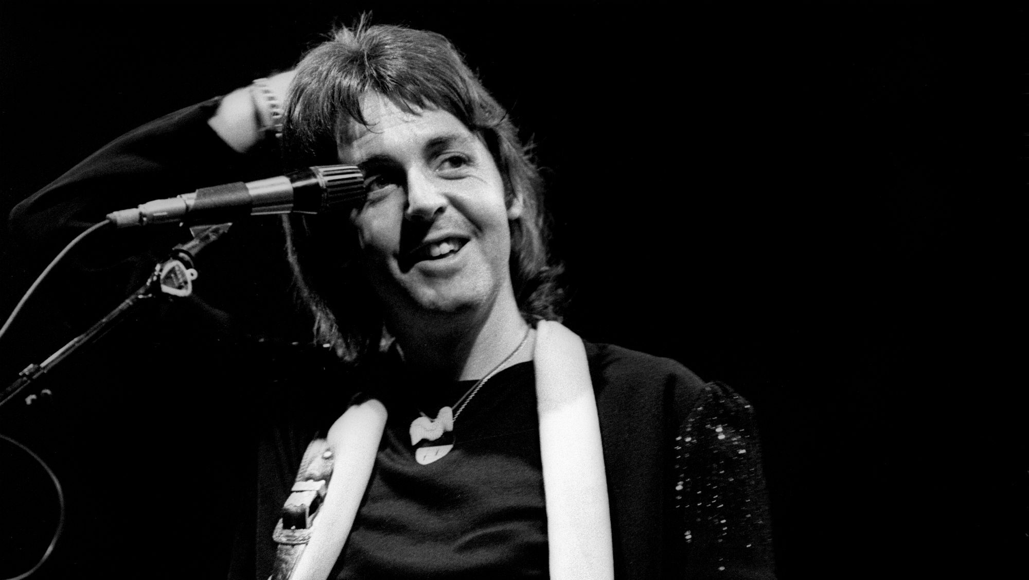 Paul McCartney enviou cocô a crítico que mentiu, diz livro