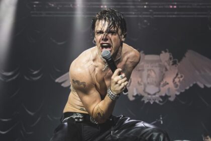 Yungblud cancela toda a turnê 2025 por motivos de saúde