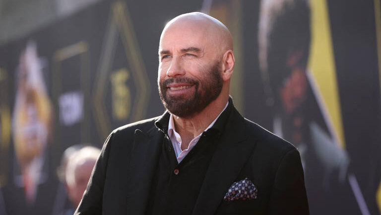 John Travolta é acusado de ser pai de bisneto de Elvis Presley