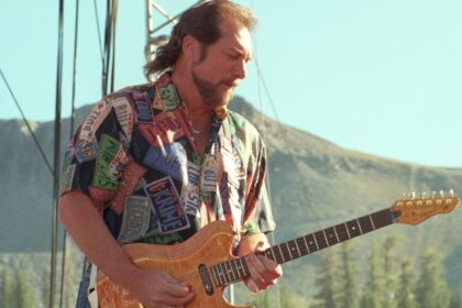 Steve Cropper, lendário guitarrista do Booker T. e Blues Brothers, morre aos 84 anos