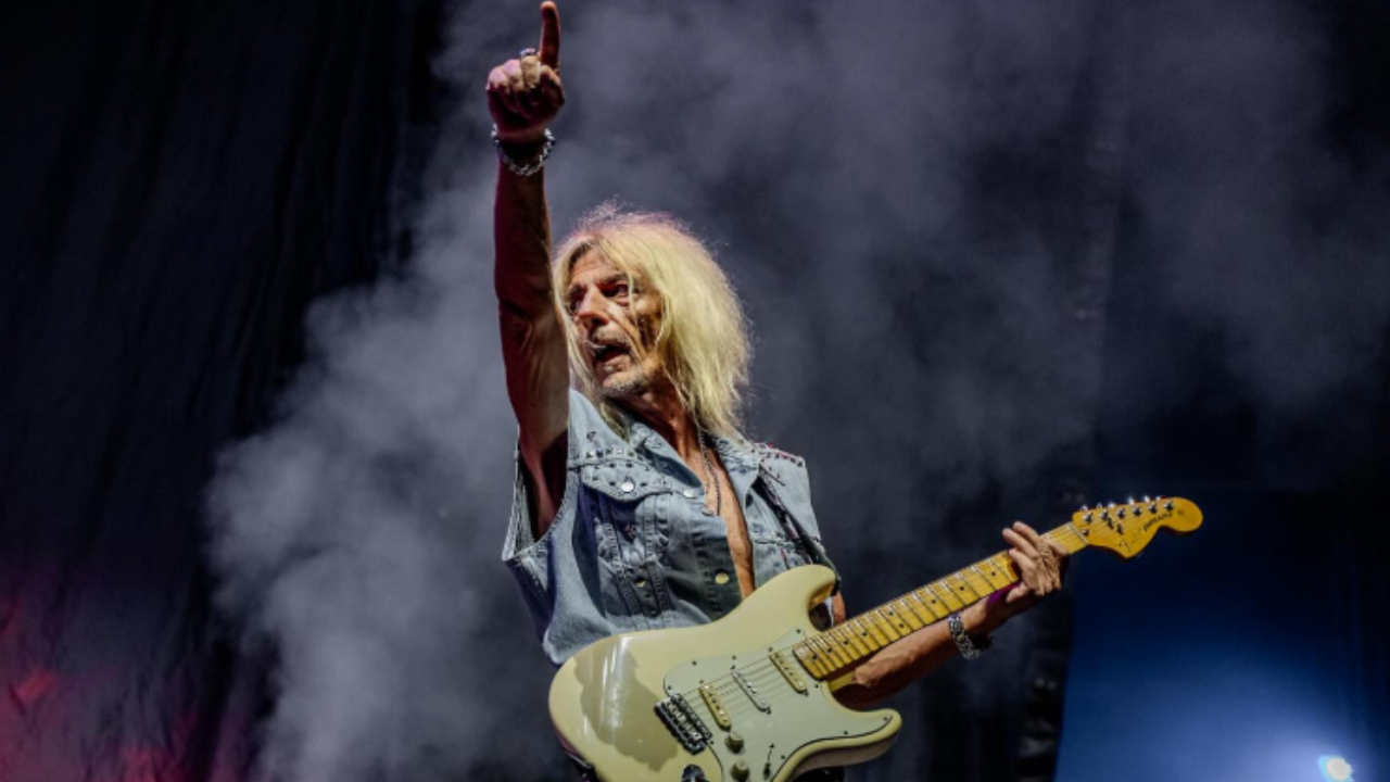 Axel Rudi Pell anuncia novo álbum “Ghost Town” para março de 2026