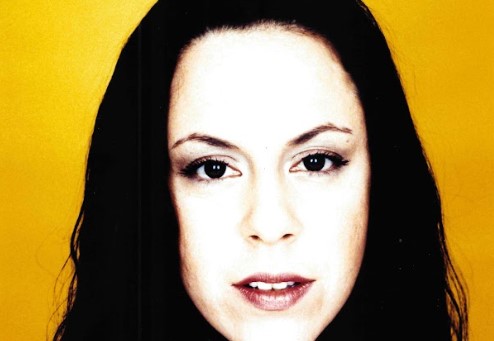 Bebel Gilberto lança versão de 25 anos de “Tanto Tempo”