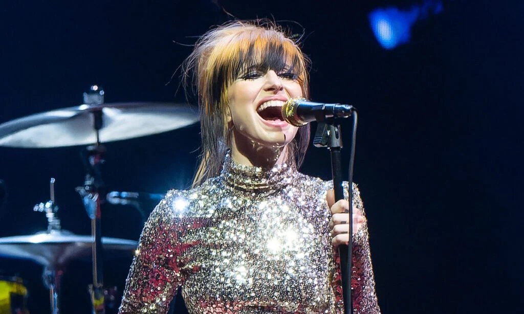 Hayley Williams responde a rumores sobre participação em “Act III” de Beyoncé