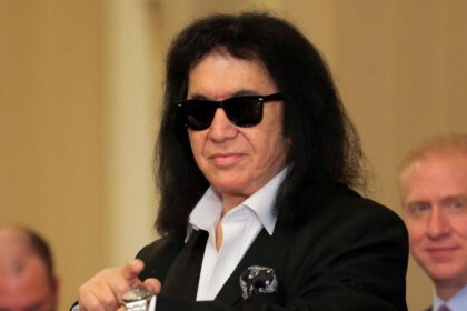 Gene Simmons comenta polarização política nos EUA: “As pessoas foram ao extremo”