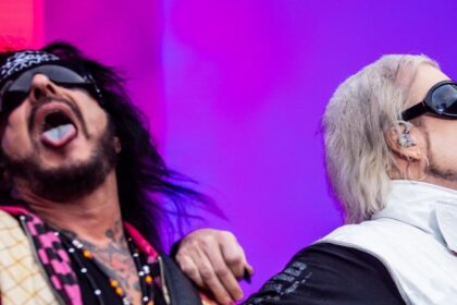 Mötley Crüe revela bastidores de sua participação na final do “American Idol”