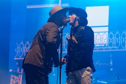 Babyshambles reúne Carl Barât e toca ‘Wolfman’ após 20 anos