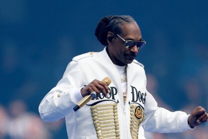 Snoop Dogg assume show do intervalo do jogo da NFL no Natal