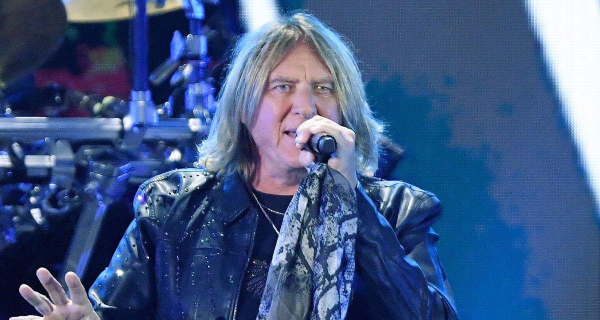 Def Leppard revela detalhes do próximo álbum, incluindo músicas ‘mais rápidas’ e ‘bombásticas’