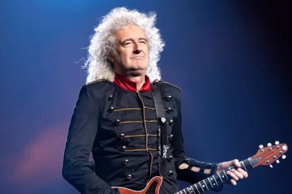 Queen lança música de Natal perdida gravada em 1974