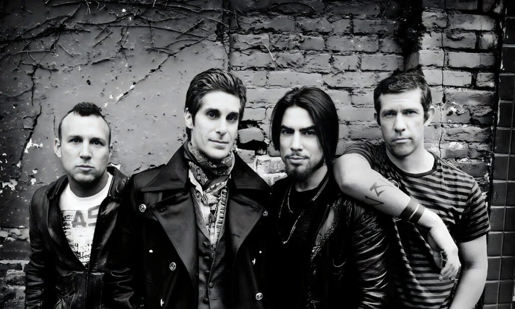 Jane’s Addiction fecha acordo judicial após briga no palco
