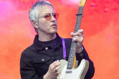 Ensaio de reunião do Oasis: Gem Archer relata clima