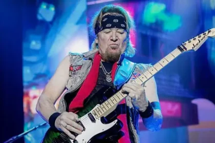 Adrian Smith, do Iron Maiden, revela audição para o Def Leppard em 1991