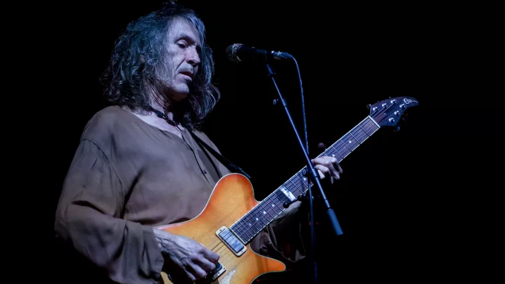 Robe Iniesta, líder do Extremoduro, morre aos 63 anos
