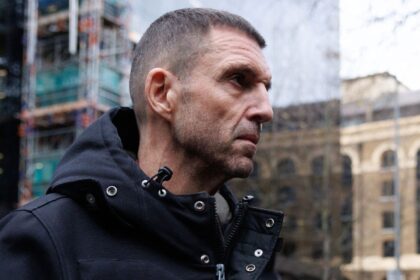 Tim Westwood nega acusações de estupro e agressão sexual