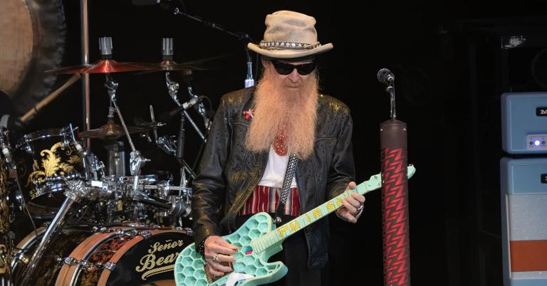 Gillette ofereceu US$1 mi ao ZZ Top por barba raspada
