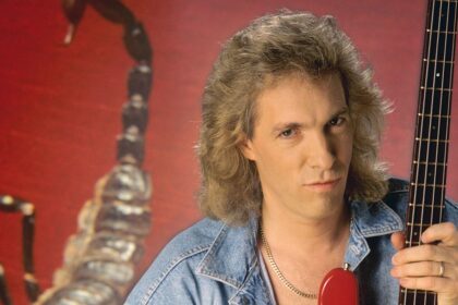 Francis Buchholz, ex-baixista do Scorpions, morre aos 71 anos