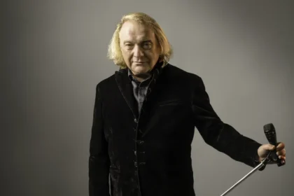 Lou Gramm, ex-Foreigner, anuncia álbum solo “Released” e lança single “Young Love”
