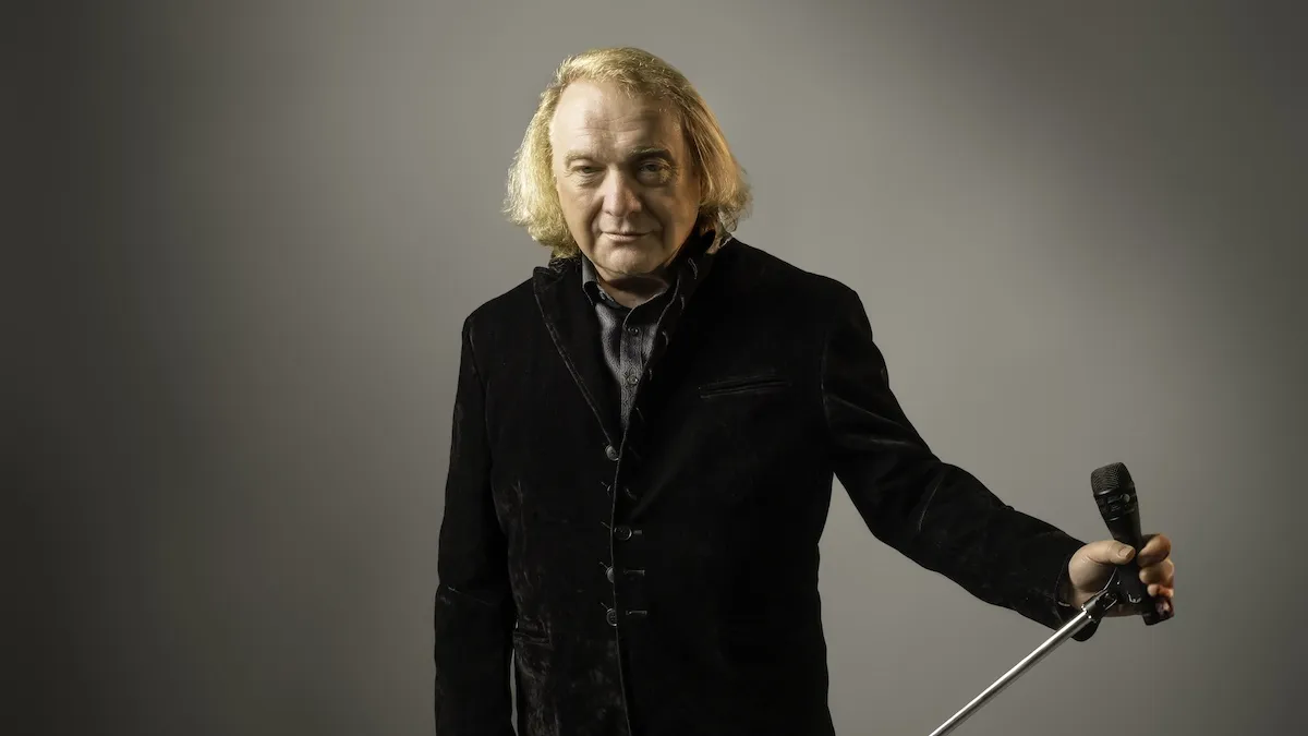 Lou Gramm, ex-Foreigner, anuncia álbum solo “Released” e lança single “Young Love”