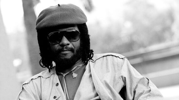 Sly Dunbar morre aos 73 anos