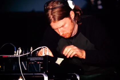 Aphex Twin supera Taylor Swift em ouvintes no YouTube