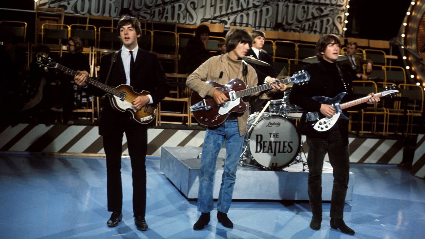 Primeiras imagens dos biopics dos Beatles são reveladas na LIPA