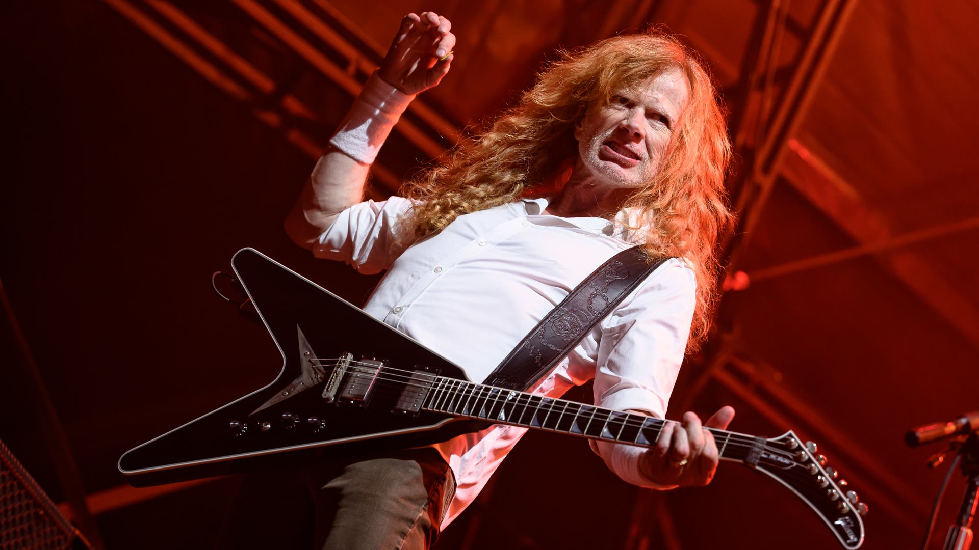 Dave Mustaine afirma que seu relacionamento com o Metallica está “em constante melhoria”