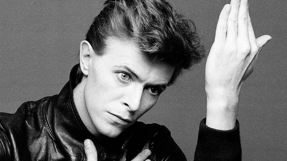 Heroes de David Bowie dispara após final de Stranger Things