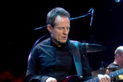 John Paul Jones leiloa equipamentos de estúdio clássicos