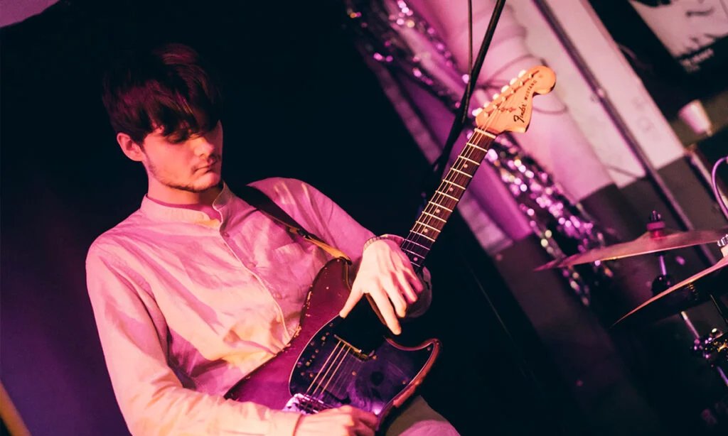 Morte de Matt Kwasniewski-Kelvin aos 26 abala Black Midi