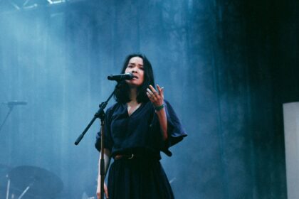 Mitski: novo álbum, Instagram apagado e telefone misterioso