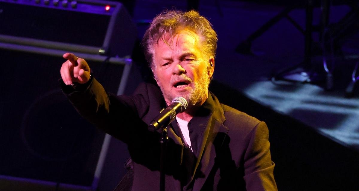 John Mellencamp explica por que evita grandes arenas