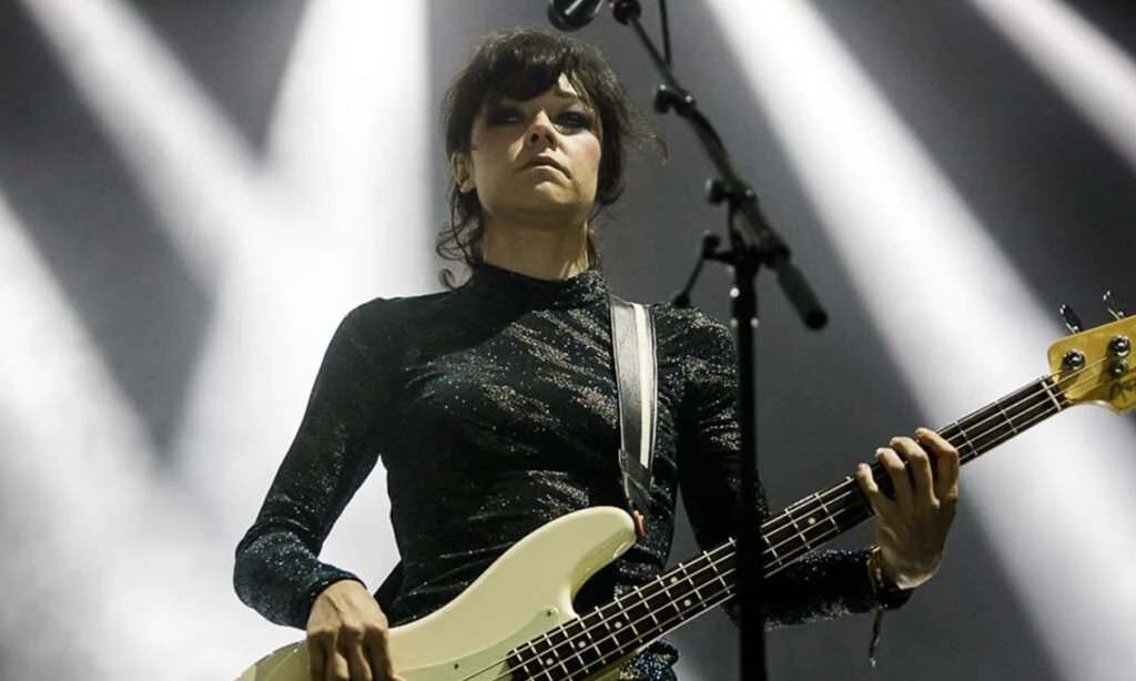 Simone Marie Butler deixa o Primal Scream após 13 anos