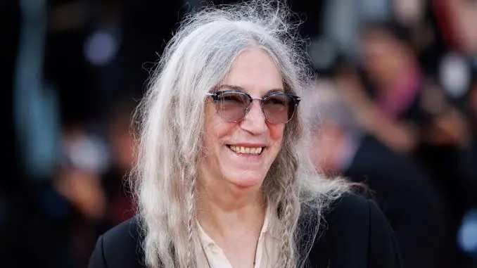 Patti Smith relata sentir ‘fantasma’ de Mapplethorpe
