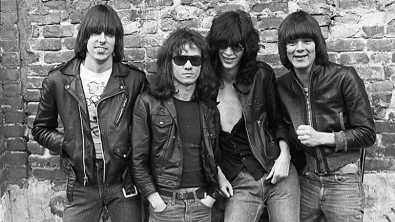 Rolling Stone elege “Ramones” como o maior disco punk da história
