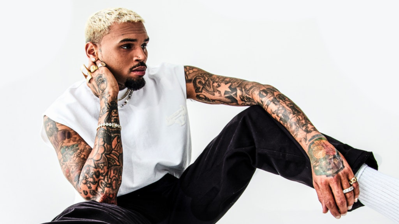 Chris Brown é processado por suposta retenção de royalties e falta de créditos em duas músicas