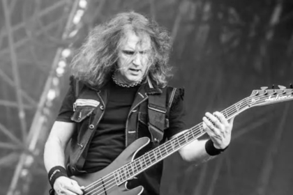 David Ellefson critica novo álbum do Megadeth e compara a trabalho solo de Mustaine