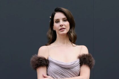 Lana Del Rey lança “White Feather Hawk Tail Deer Hunter”